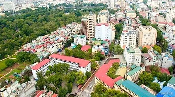 Bay flycam trong thành phố: 7 bước an toàn giữa nhà cao tầng